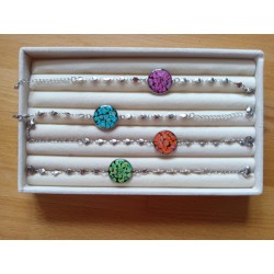 Bracelets avec petits coeurs